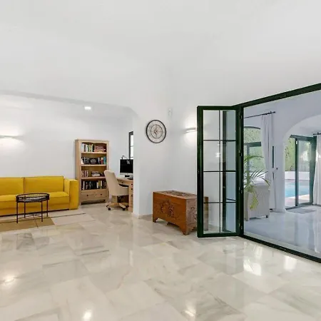 Hotel Beautiful 3 Bedroom In Guadalmina *