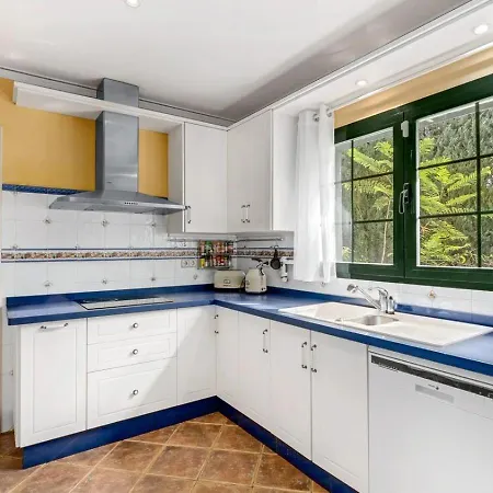 Beautiful 3 Bedroom In Guadalmina *